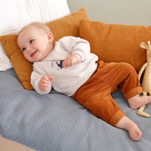 Achat Ensemble naissance pantalon en velours + pull bébé noisette pas cher en promo